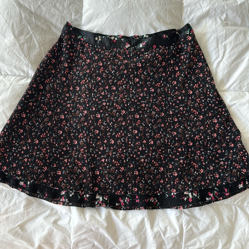 uo crinkle skater skirt